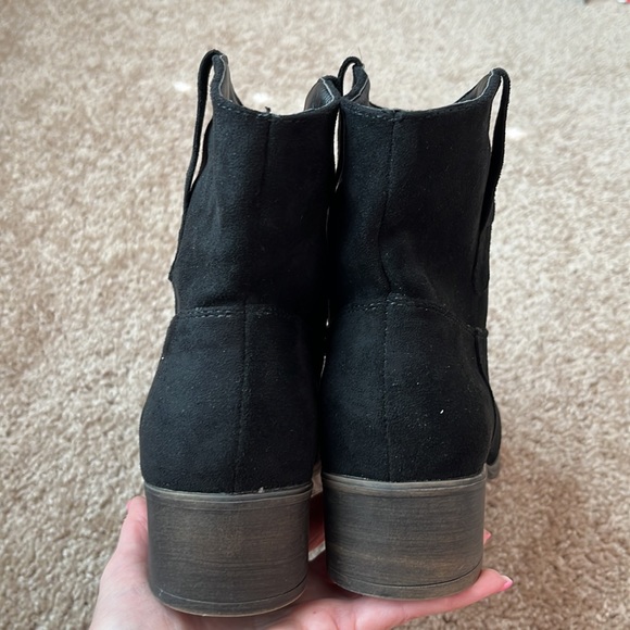 Jolimall Suede Booties - Picture 5 of 8